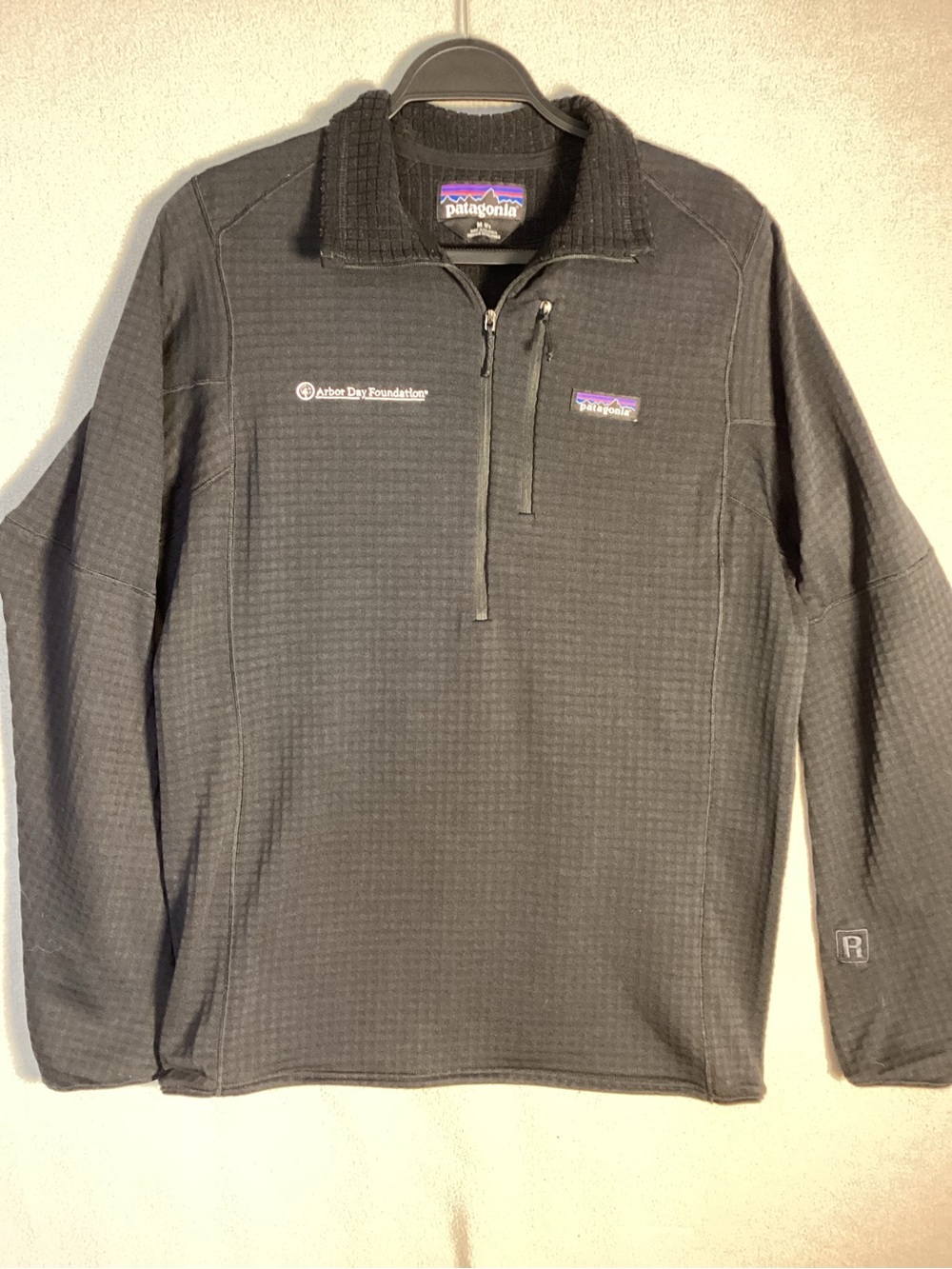 Patagonia Mens R1 Half Zip Polartec Waffle Knit Fleece Jacket Black Sz Med LOGO